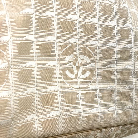 Chanel Travel Line Tote - Picture 3 of 16